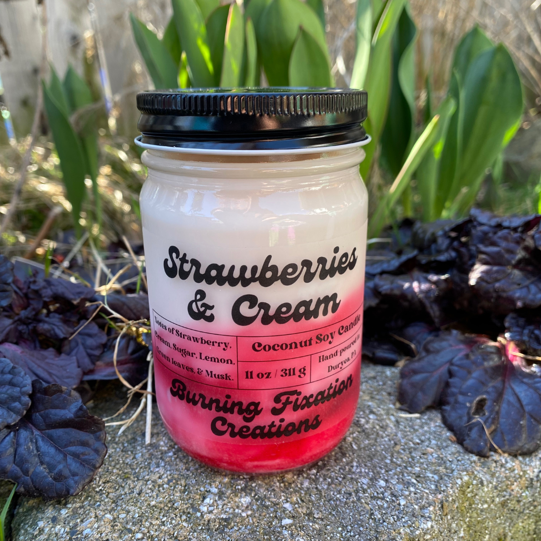 Strawberries & Cream Marbled Coconut Soy Candle